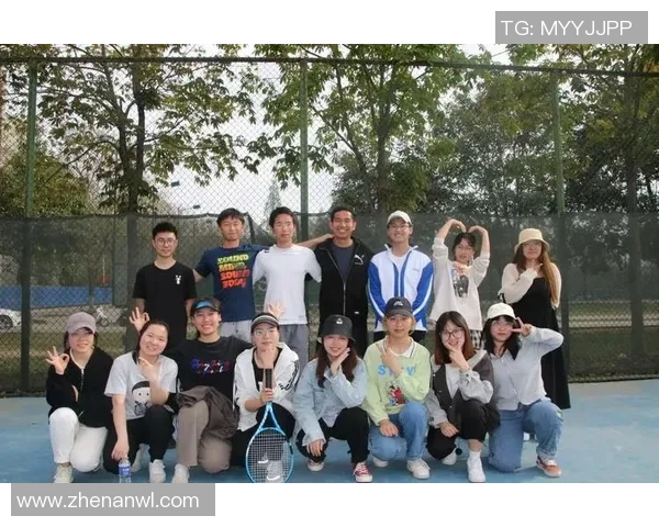 赛后分析：杭州网球队与广州网球队的表现与状态对比探讨